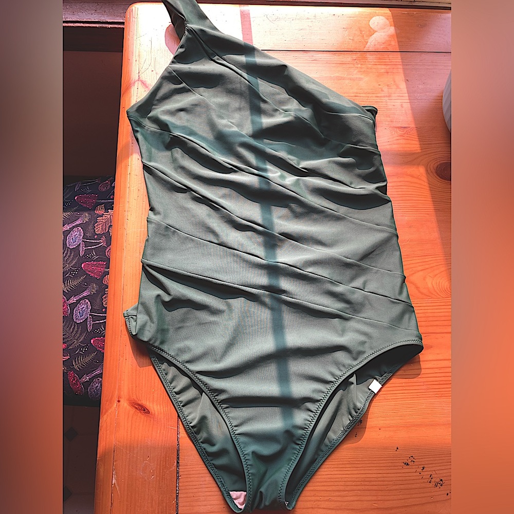 Summersalt Sidestroke Onepiece 12